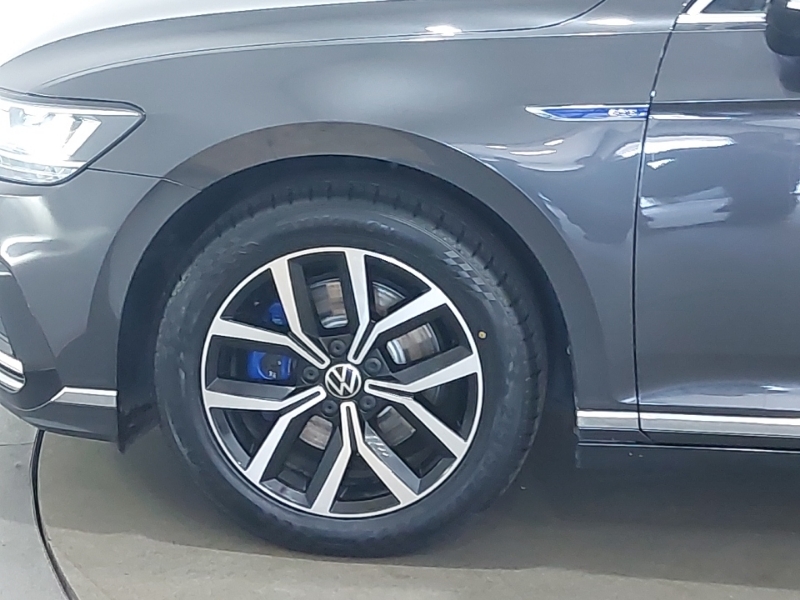 Volkswagen Passat 2.0 Tdi Evo Scr Sel #19