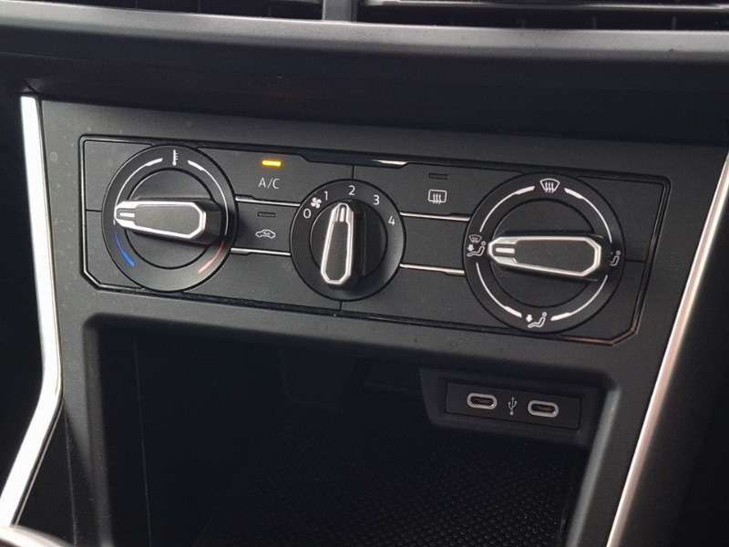 Volkswagen Polo Life Grey #18
