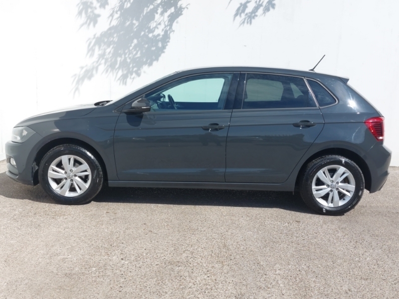 Volkswagen Polo 1.0 Tsi 95 Match Grey #4