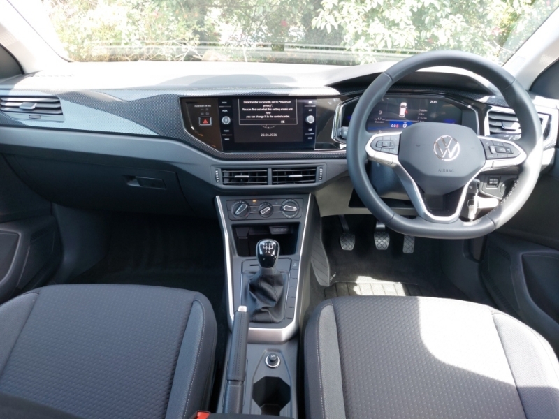 Volkswagen Polo 1.0 Tsi Match Black #3