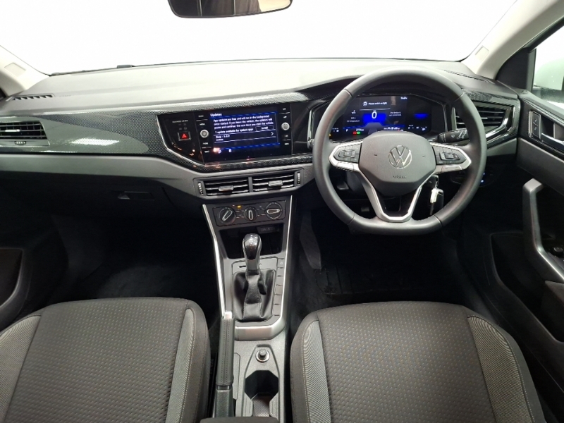 Volkswagen Polo Match White #3