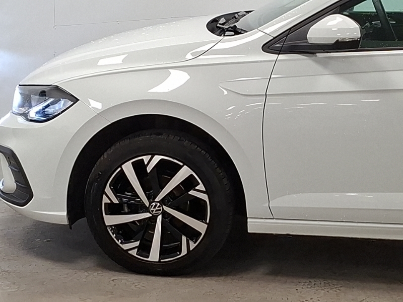 Volkswagen Polo Match White #19