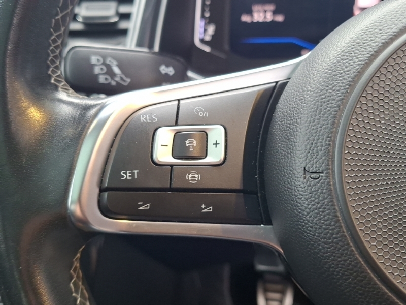 Volkswagen T-Roc Sel Black #12