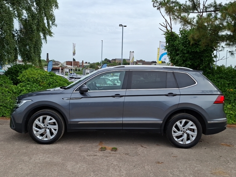Volkswagen Tiguan Allspace 1.5 Tsi Life Grey #4