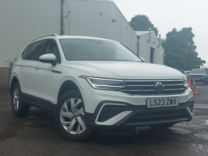 Volkswagen Tiguan Allspace 1.5 Tsi Life Dsg White