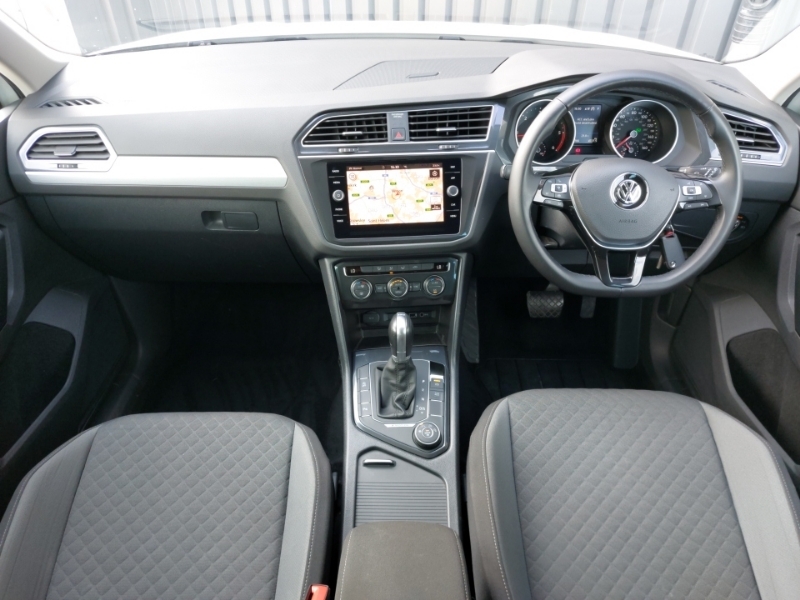 Volkswagen Tiguan 2.0 Tdi 150 4Motion Se Nav Dsg White #3