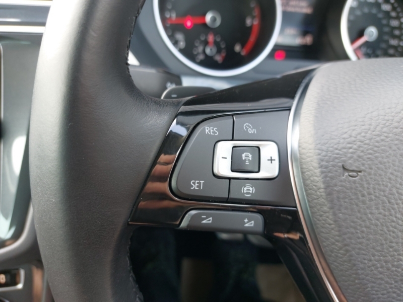 Volkswagen Tiguan R-line Tech White #13