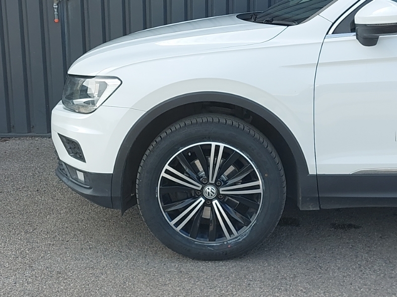 Volkswagen Tiguan R-line Tech White #19