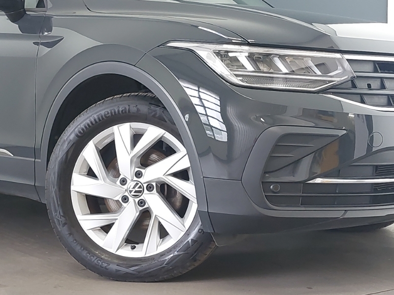 Volkswagen Tiguan Active Grey #20