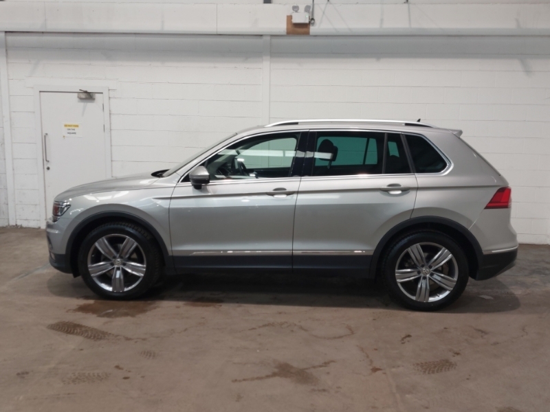 Volkswagen Tiguan 2.0 Tdi 150 4Motion Sel CE69OZV Silver #4