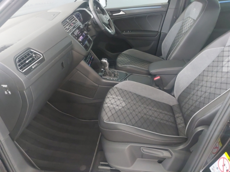Volkswagen Tiguan 1.5 Tsi 150 R-line Edition Dsg Black #5