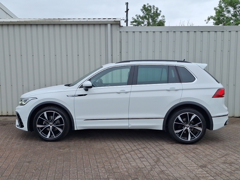 Volkswagen Tiguan 1.5 Tsi 150 R-line Dsg White #4