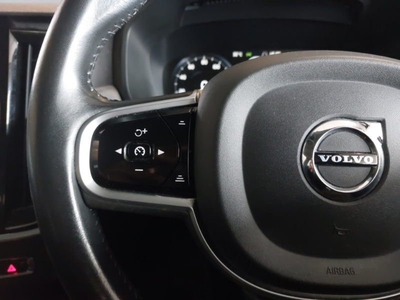 Volvo V90 T4 Momentum  #10