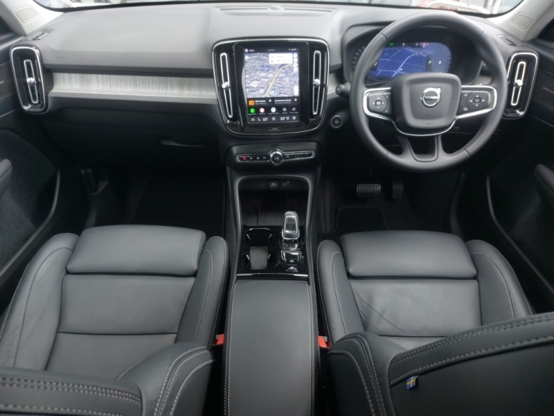 Volvo XC40 2.0 B3p Ultra Dark Blue #3