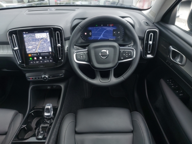 Volvo XC40 2.0 B3p Plus Dark #8