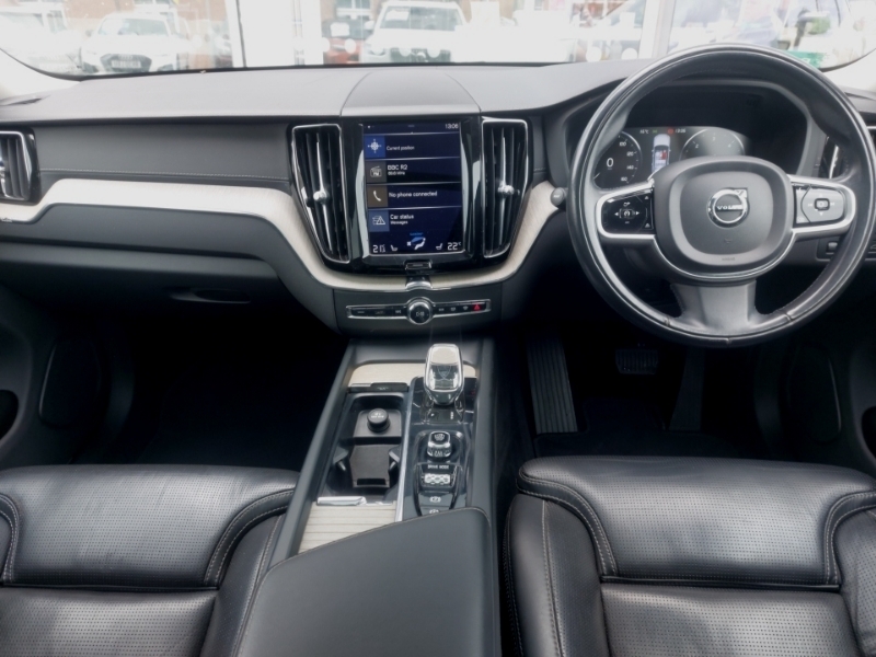 Volvo XC60 2.0 B4d Inscription Pro Geartronic Black #3