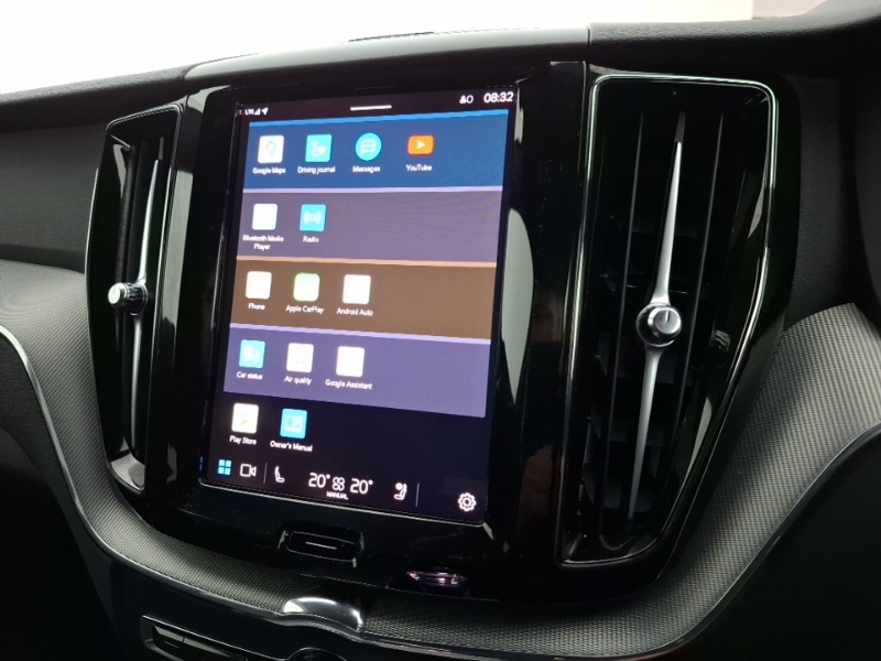 Volvo XC60 Ultra Black Edition Black #17