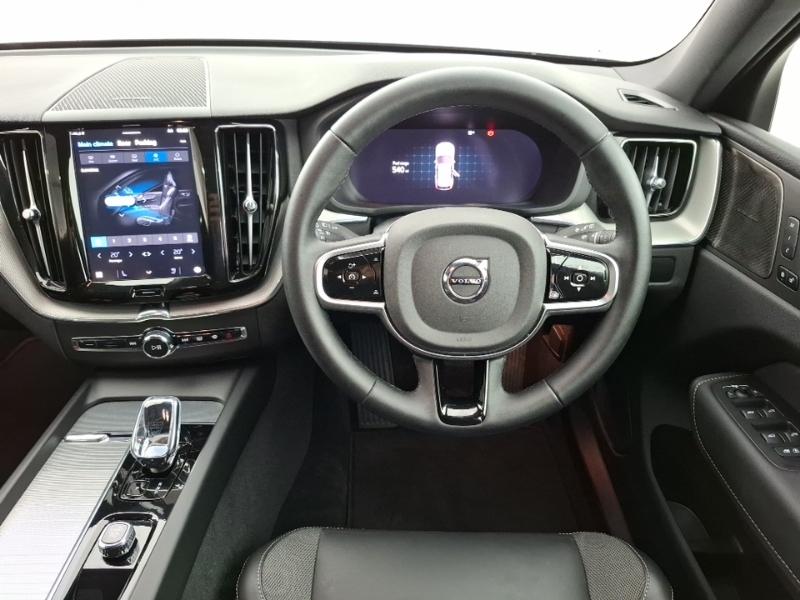 Volvo XC60 Ultra Black Edition Black #7