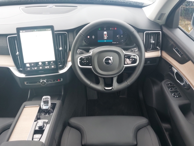 Volvo XC90 T8 Awd Phev Plus Dark Black #8