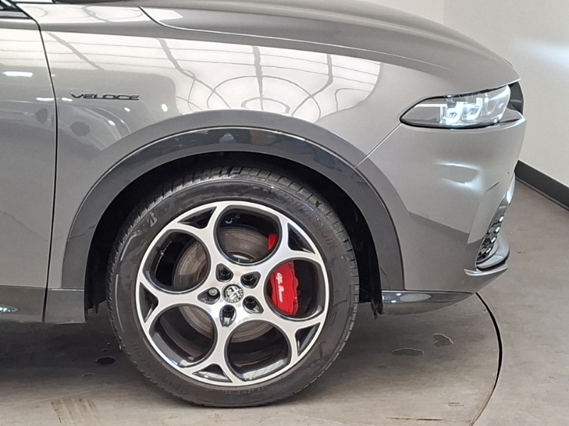 Alfa Romeo Tonale 1.3 Phev Ti 4Wd WG24GOJ Red #19