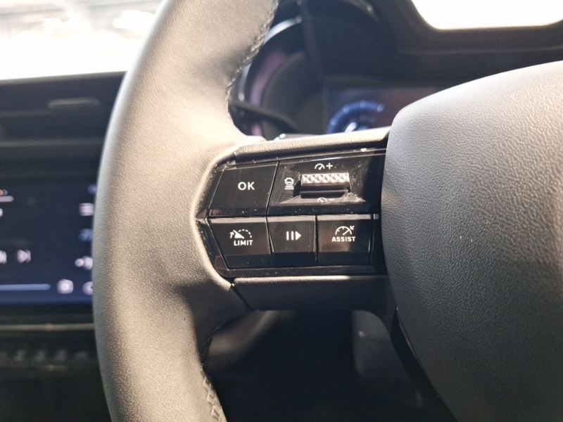 Alfa Romeo Junior 1.2 Turbo Ibrida Black #13