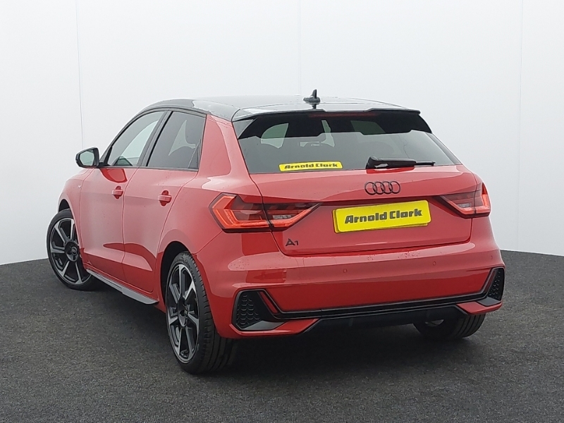 Audi A1 30 Tfsi 110 Black Edition Red #2