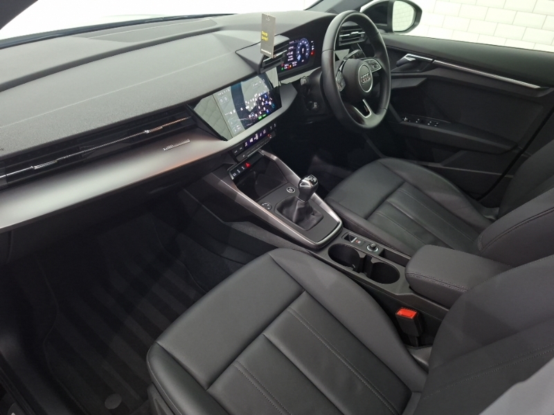 Audi A3 30 Tfsi Sport Black #5