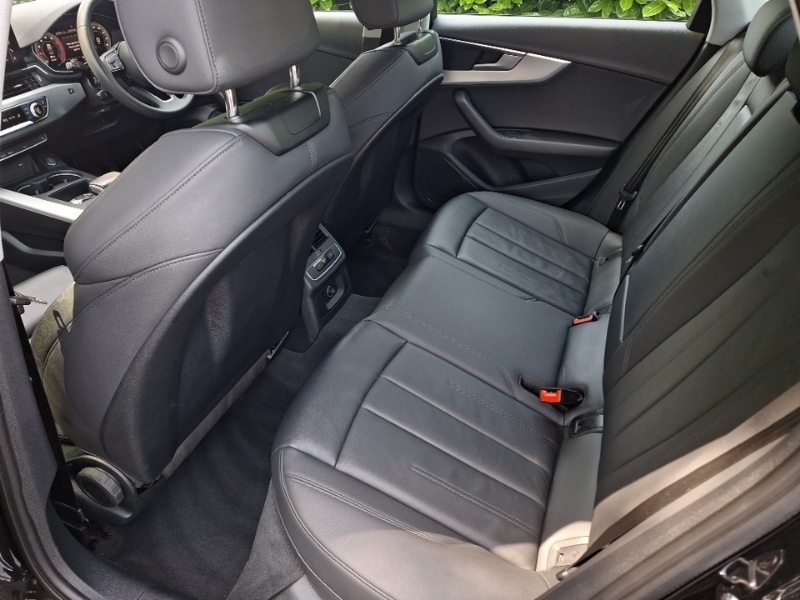 Audi A4 35 Tfsi Sport S Tronic 17 Alloy Black #6