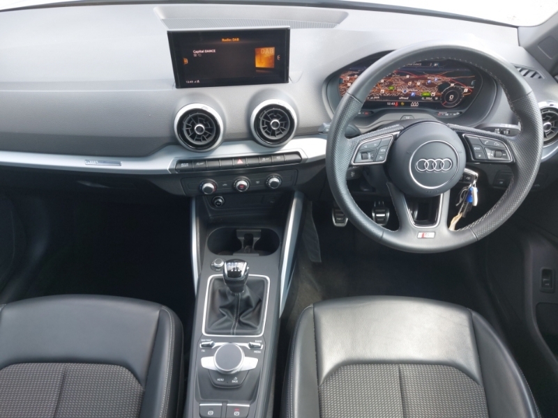 Audi Q2 35 Tfsi S Line Grey #3