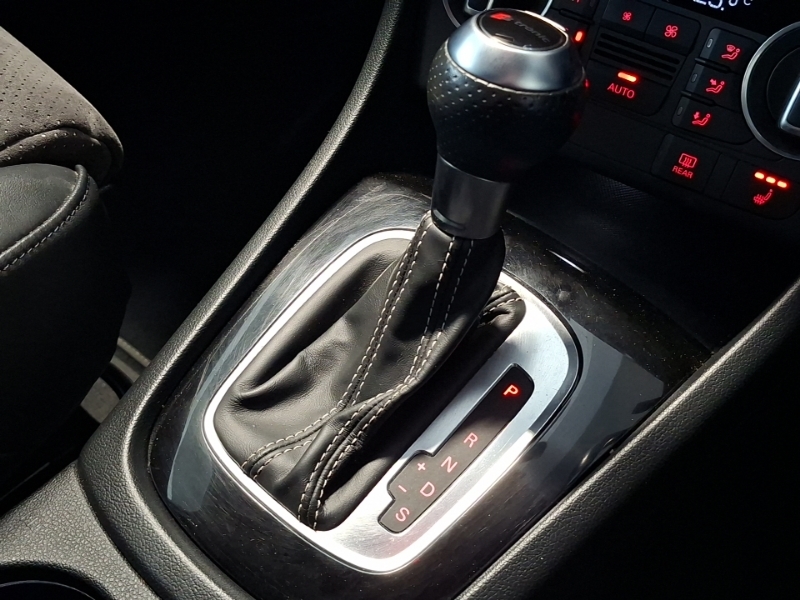Audi Q3 2.0 Tdi Quattro Black Edition S-t 184 Bhp Black #17