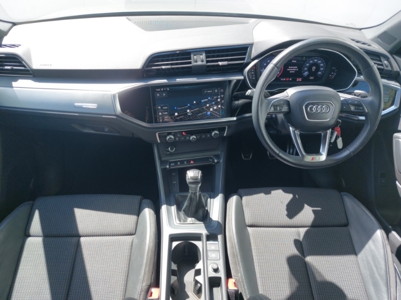 Audi Q3 35 Tfsi S Line Grey #3