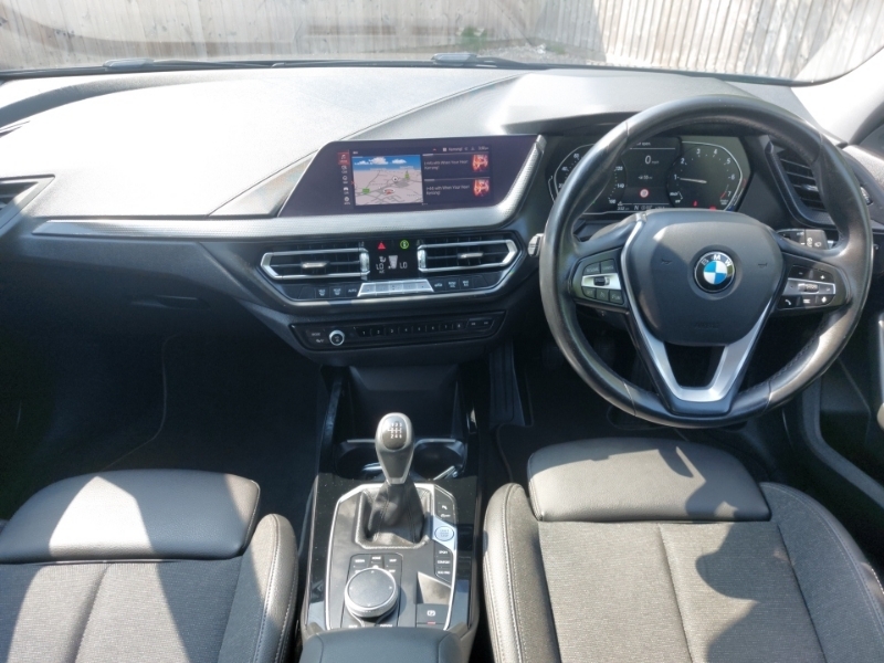 BMW 1 Series 118I Sport Black #3