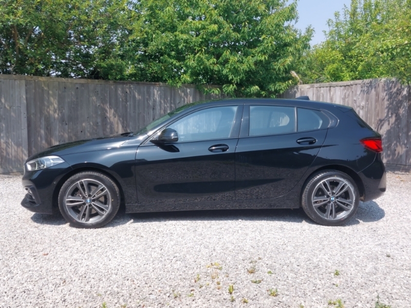 BMW 1 Series 118I Sport Black #4