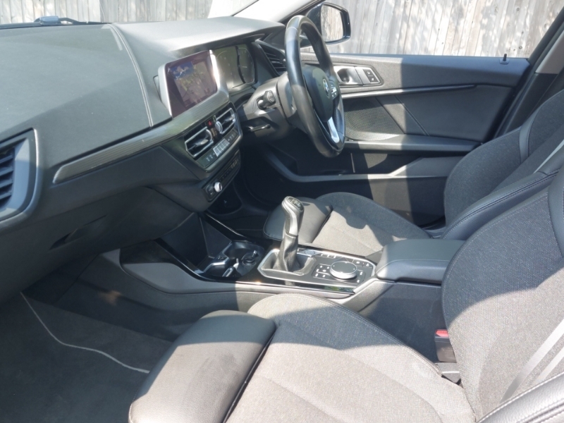BMW 1 Series 118I Sport Black #5