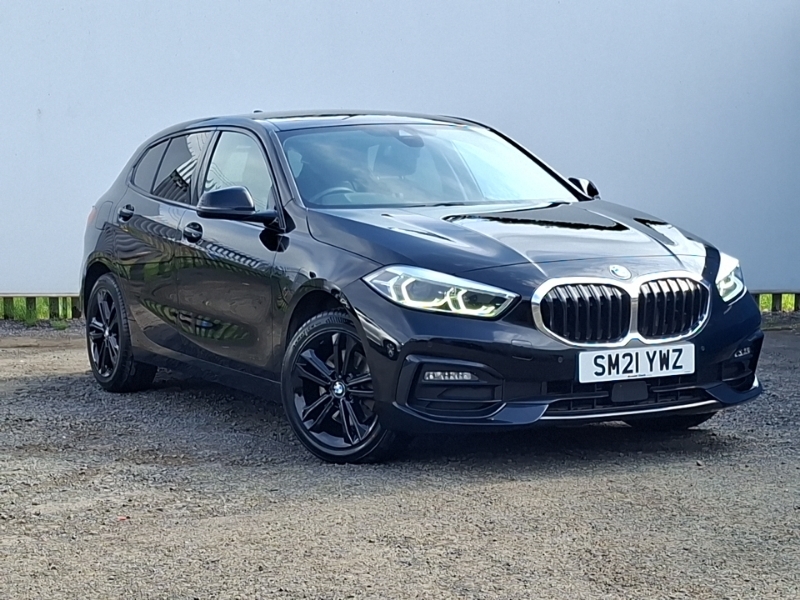 BMW 1 Series 118D M Sport Black #1