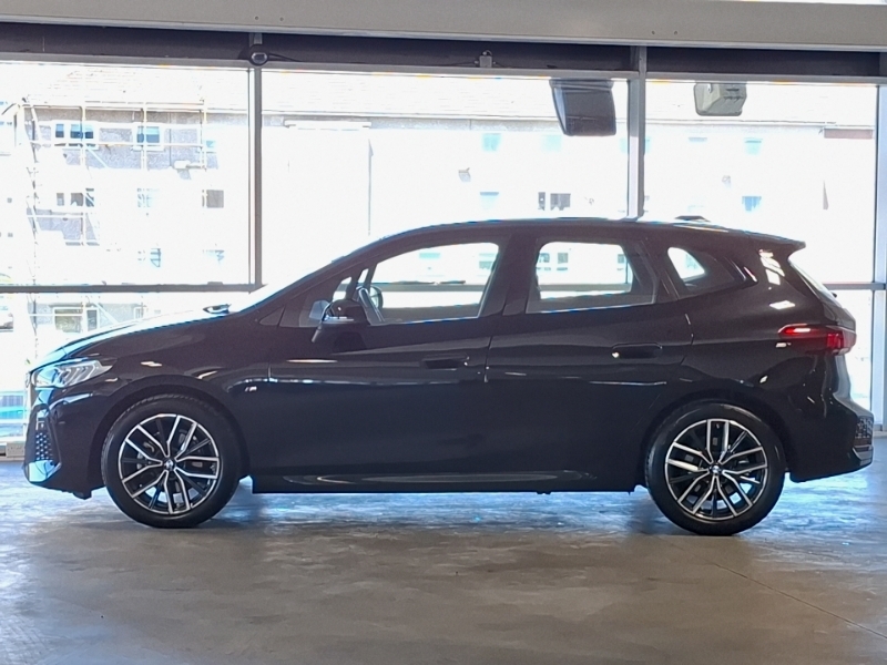 BMW 2 Series 220I Mht M Sport Dct Black #4