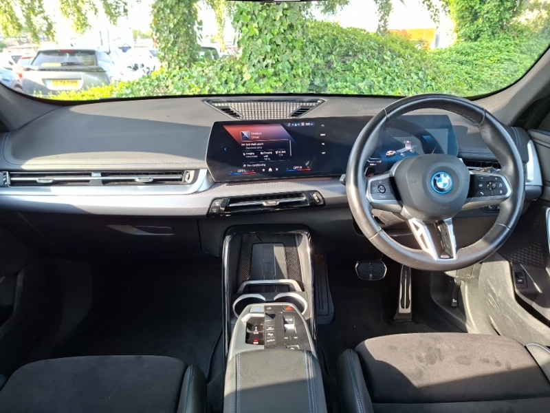 BMW iX1 150Kw Edrive20 M Sport 65Kwh Techpro White #3