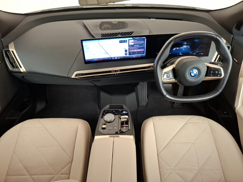 BMW iX 240Kw Xdrive40 M Sport 76.6Kwh White #4
