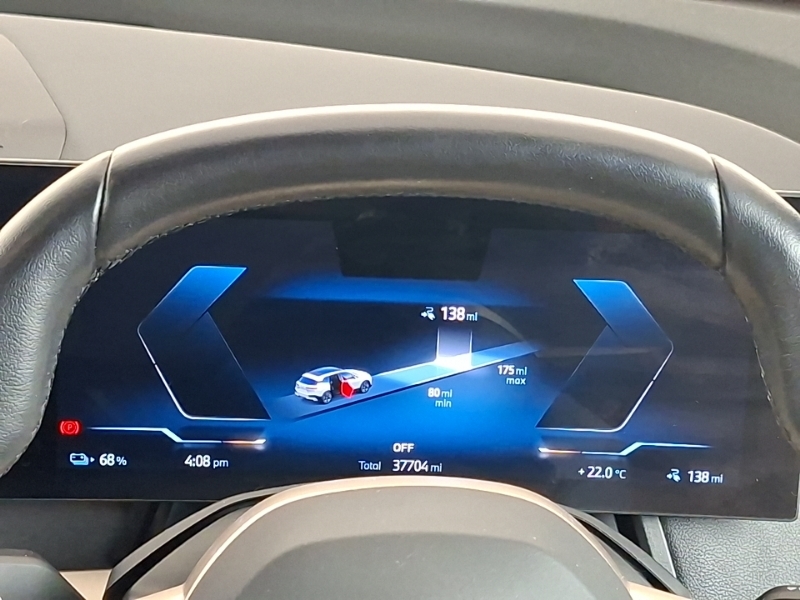 BMW iX 40 76.6Kwh M Sport Xdrive White #9