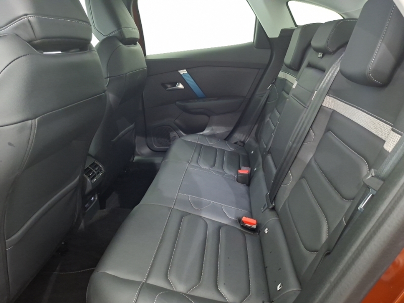 Citroen e-C4 100Kw Shine Plus 50Kwh Brown #6