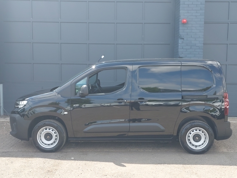 Citroen Berlingo 1.5 D 100Ps Van Enterprisereduced Payload Black #4
