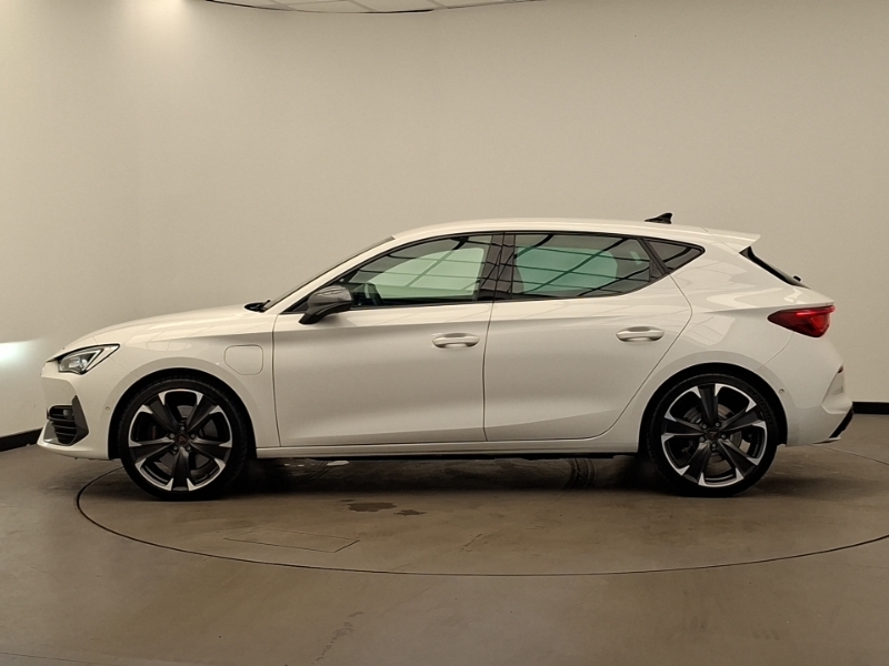 Cupra Leon 1.4 Ehybrid Vz2 Dsg White #4