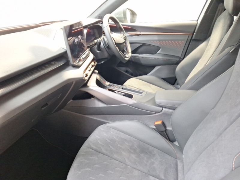 Cupra Terramar 1.5 Etsi 150 V2 Dsg White #5