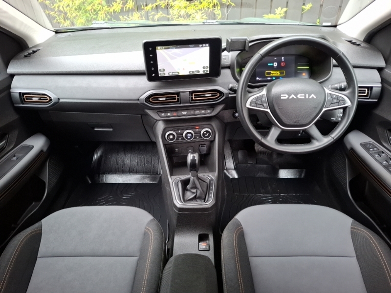 Dacia Jogger 1.6 Hev Extreme Green #3