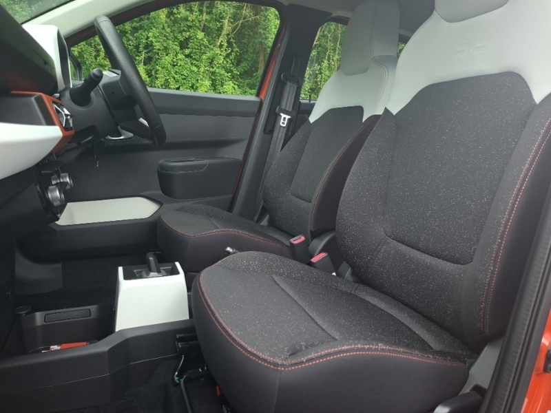 Dacia Spring 27Kwh Expression 65 48Kw Red #5