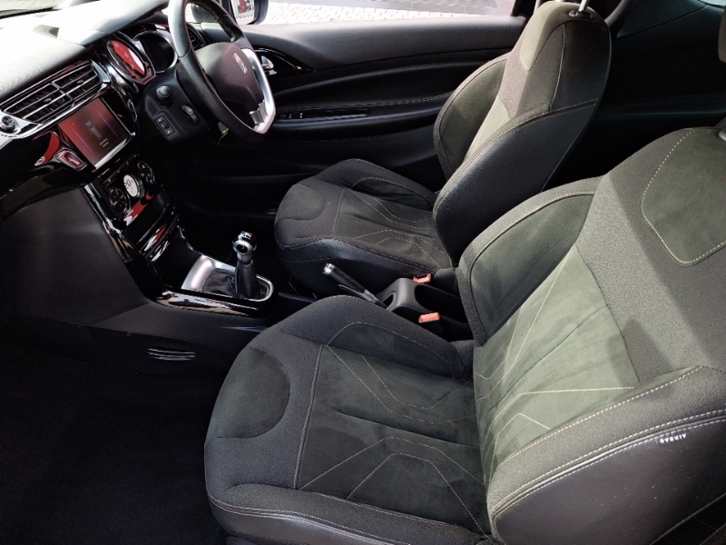 DS DS 3 1.6 Bluehdi Elegance Black #5