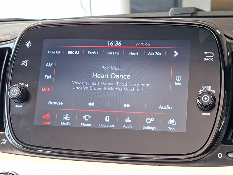 Fiat 500C 1.0 Mild Hybrid Black #11