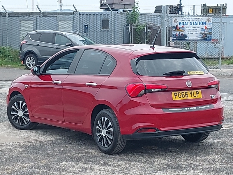 Fiat Tipo 1.4 Easy Red #2