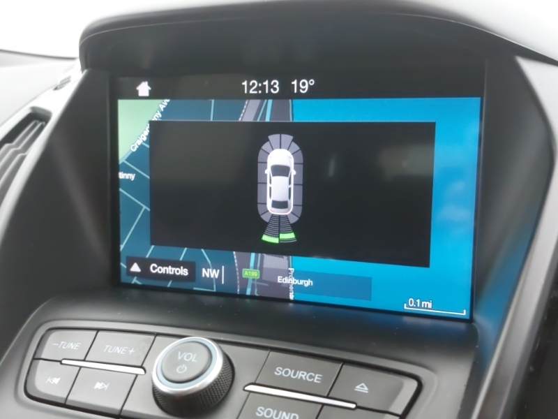 Ford Kuga 1.5 Ecoboost St-line 2Wd White #9