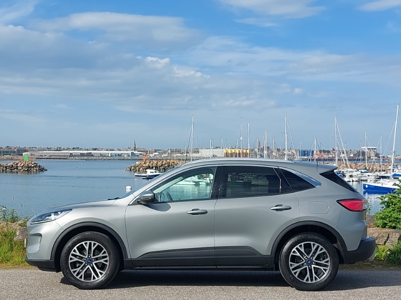 Ford Kuga 1.5 Ecoboost 150 Titanium Edition Silver #4
